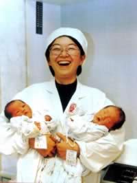 河南一院做第三代代生孩子违法吗怎么样？郑州一院做第三代借卵试管代怀怎么收费的费用